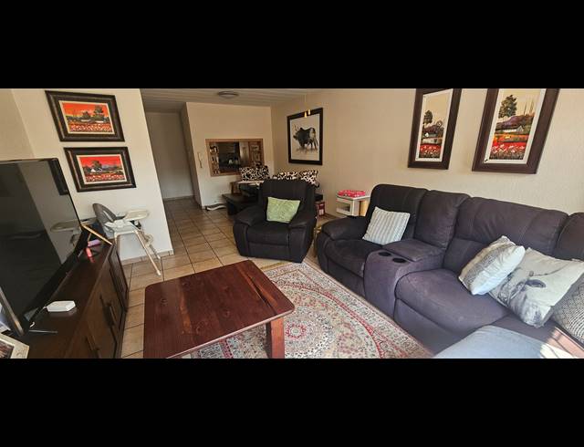 3 BEDROOM TOWNHOUSE FOR SALE IN NEW REDRUTH
